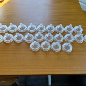 Philips Avent Silicone Nipples Size 2-4